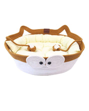 Katzenbett in Beige/Weiß mit Augen, mit Spielball und Kissen - Happy Scratchy